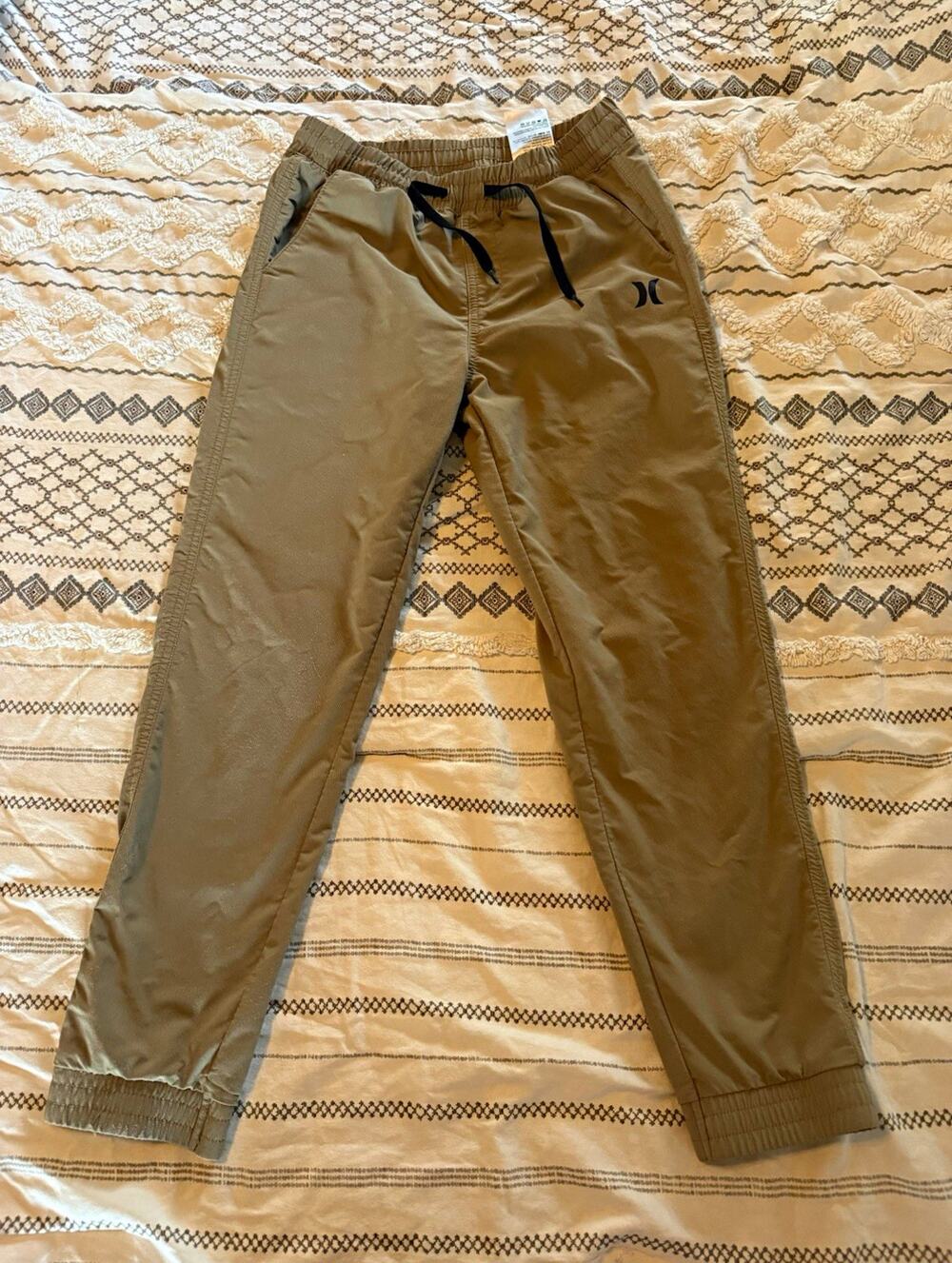 Hurley Boys Beige Cotton Twill Jogger Pants M Regular Fit Drawstring Pockets